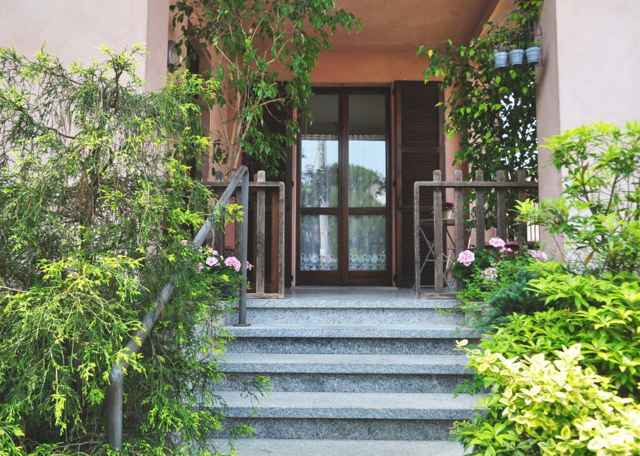 Ca' Rosa Bed & Breakfast Malnate Exterior foto