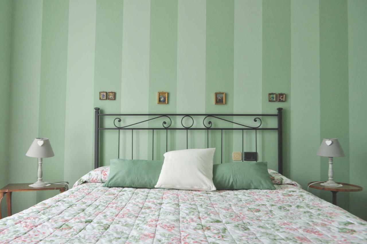 Ca' Rosa Bed & Breakfast Malnate Exterior foto
