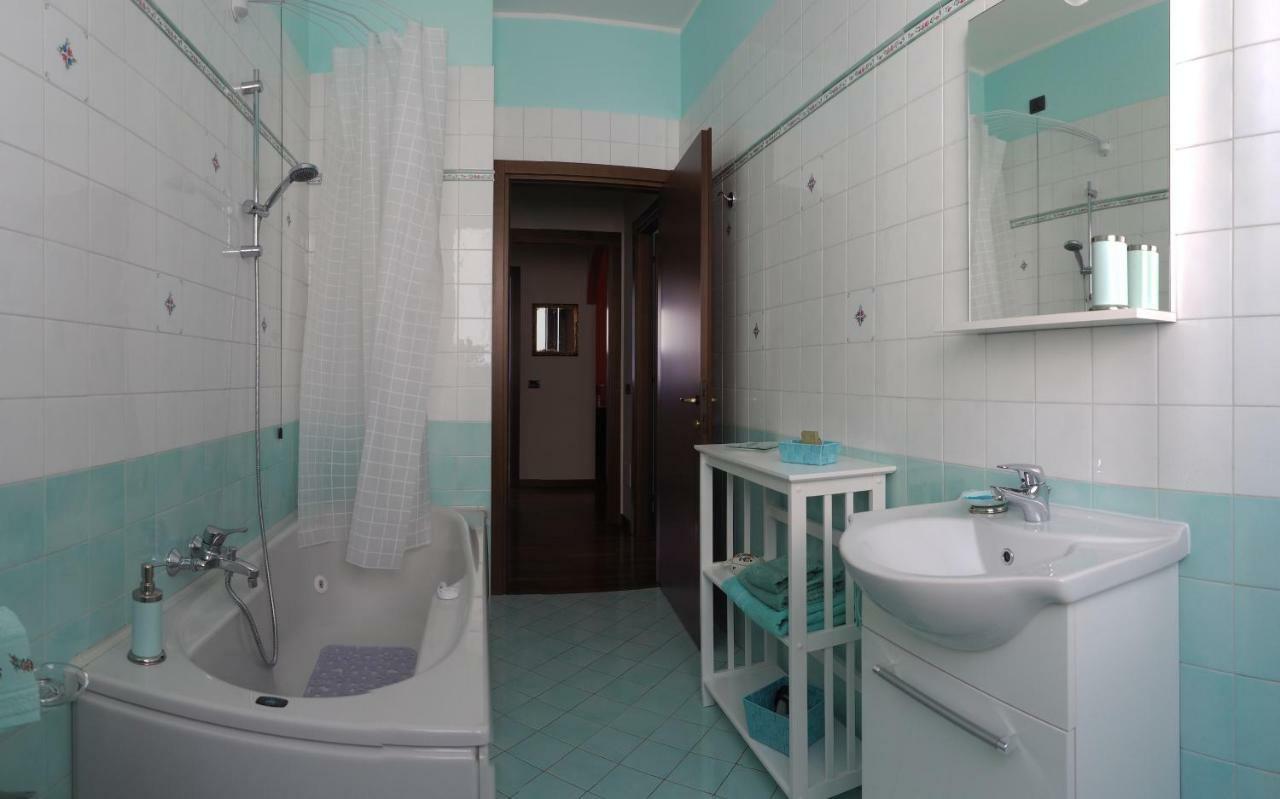 Ca' Rosa Bed & Breakfast Malnate Exterior foto